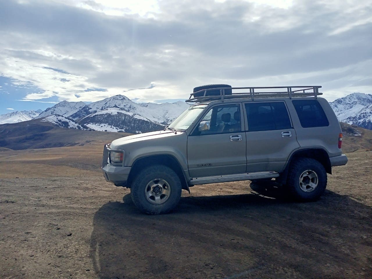 Внедорожник Isuzu